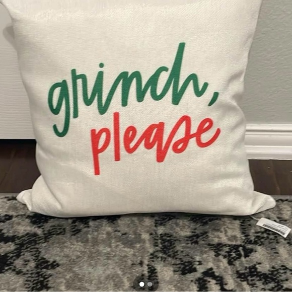 (2) Grinch Pillows, Brand New 16x16” ~Order for Eva - Picture 2 of 2